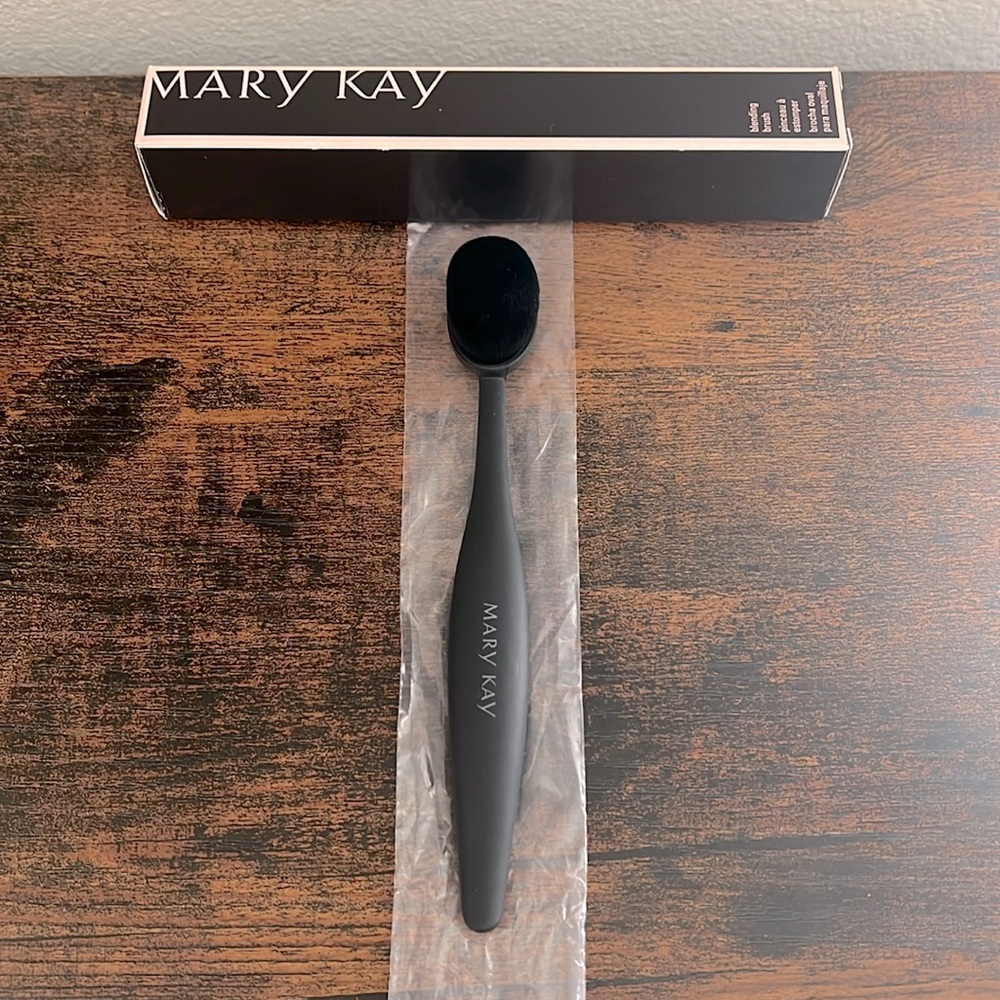 Mary Kay Blending Brush